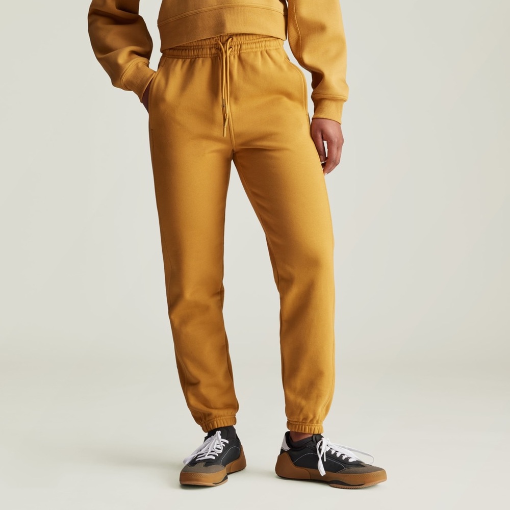 adidas Stella McCartney Desert Dune Medium Joggers IW9889 Luxe Athleisure New